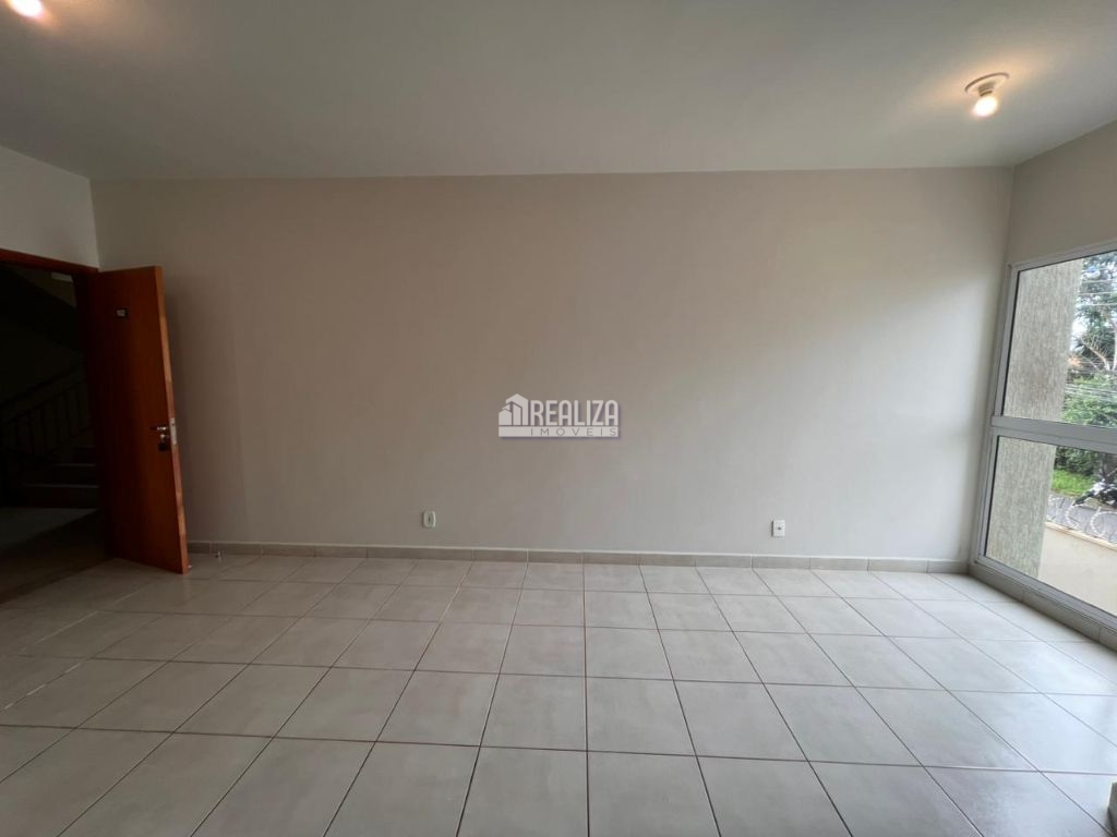 Apartamento, 2 quartos, 81 m² - Foto 2