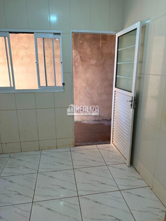 Casa, 2 quartos, 46 m² - Foto 3