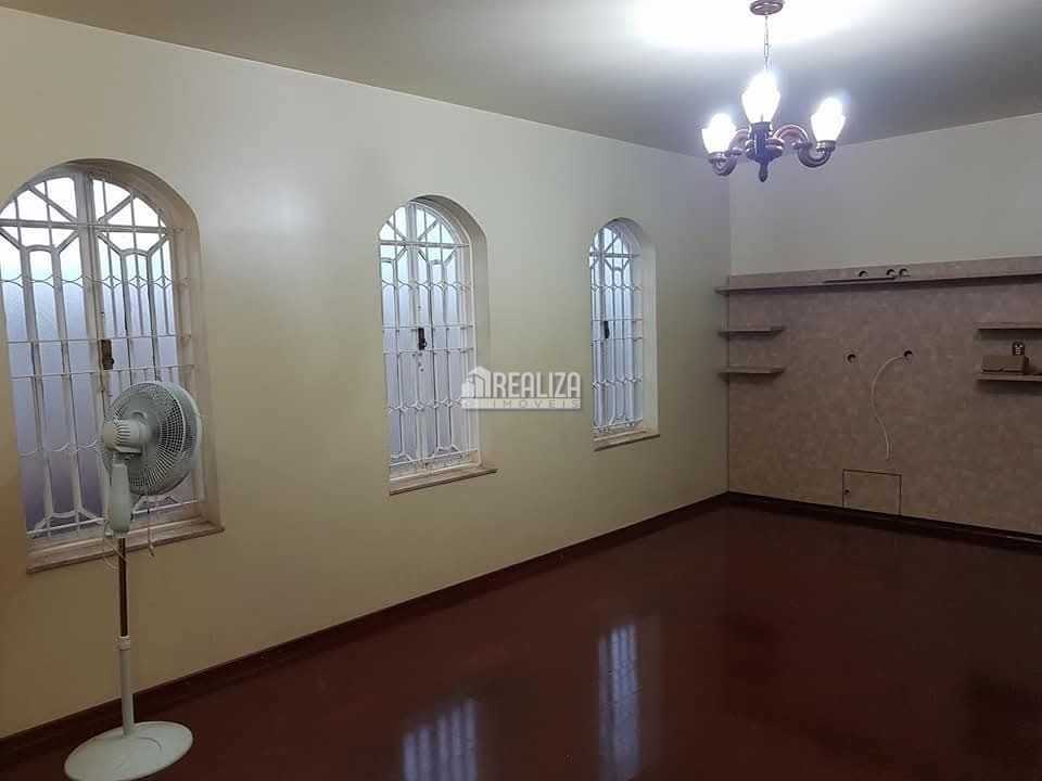 Casa, 3 quartos, 187 m² - Foto 3