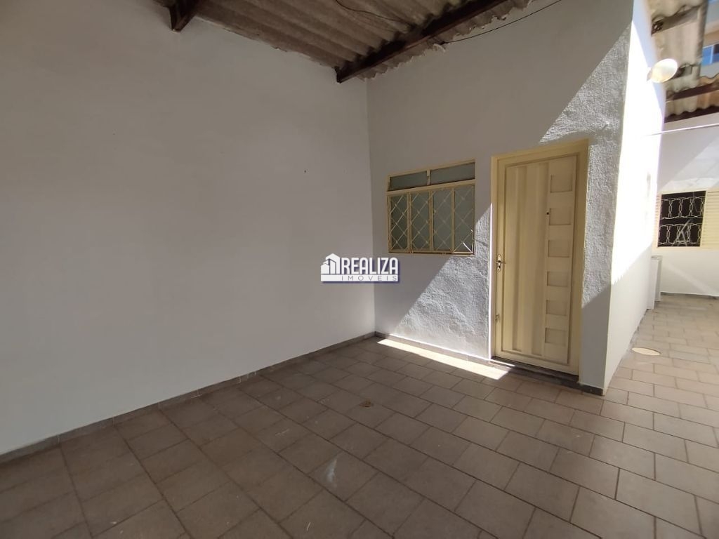 Casa, 1 quarto, 60 m² - Foto 1