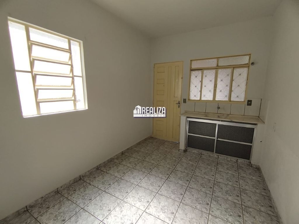 Casa, 1 quarto, 60 m² - Foto 2