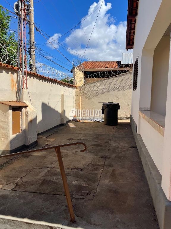 Casa, 2 quartos, 103 m² - Foto 2