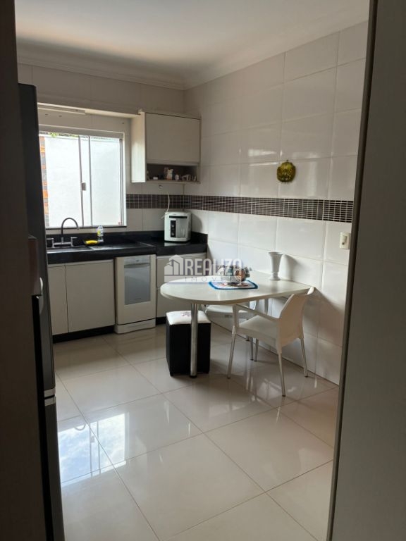 Casa, 3 quartos, 170 m² - Foto 13