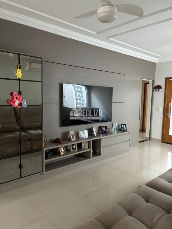 Casa, 3 quartos, 170 m² - Foto 2