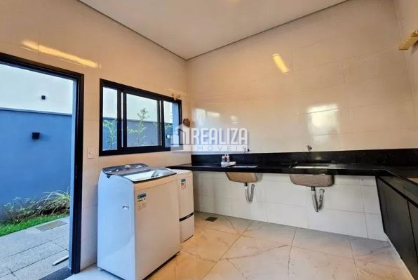 Casa, 4 quartos, 330 m² - Foto 9