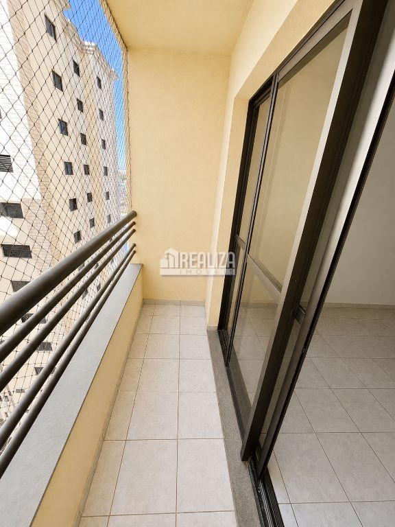 Apartamento, 3 quartos, 108 m² - Foto 2