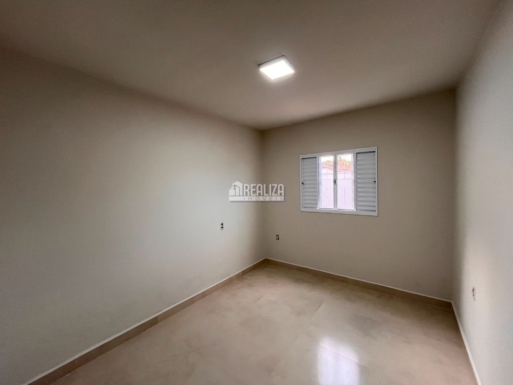 Casa, 2 quartos, 65 m² - Foto 1