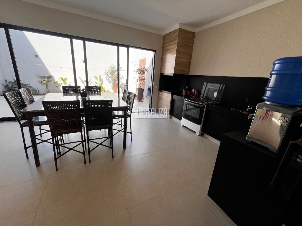Casa, 2 quartos, 200 m² - Foto 11