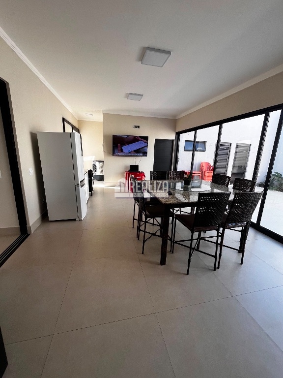 Casa, 2 quartos, 200 m² - Foto 13