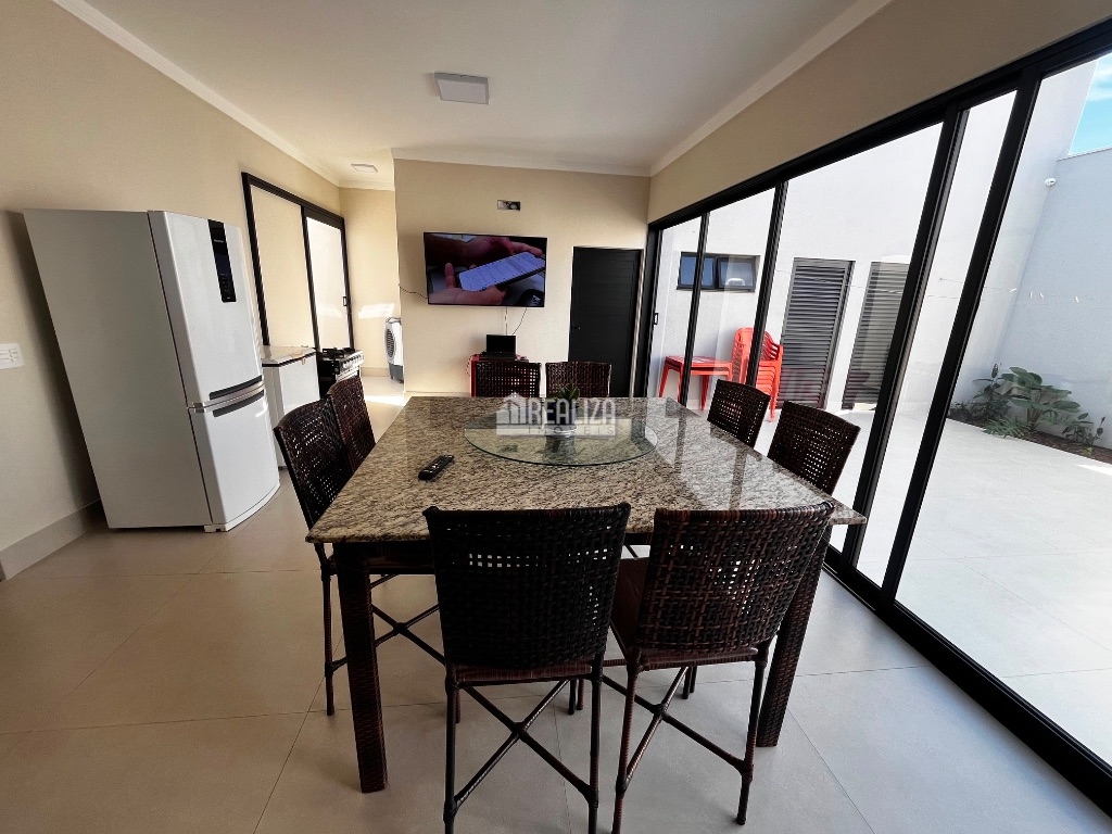 Casa, 2 quartos, 200 m² - Foto 14