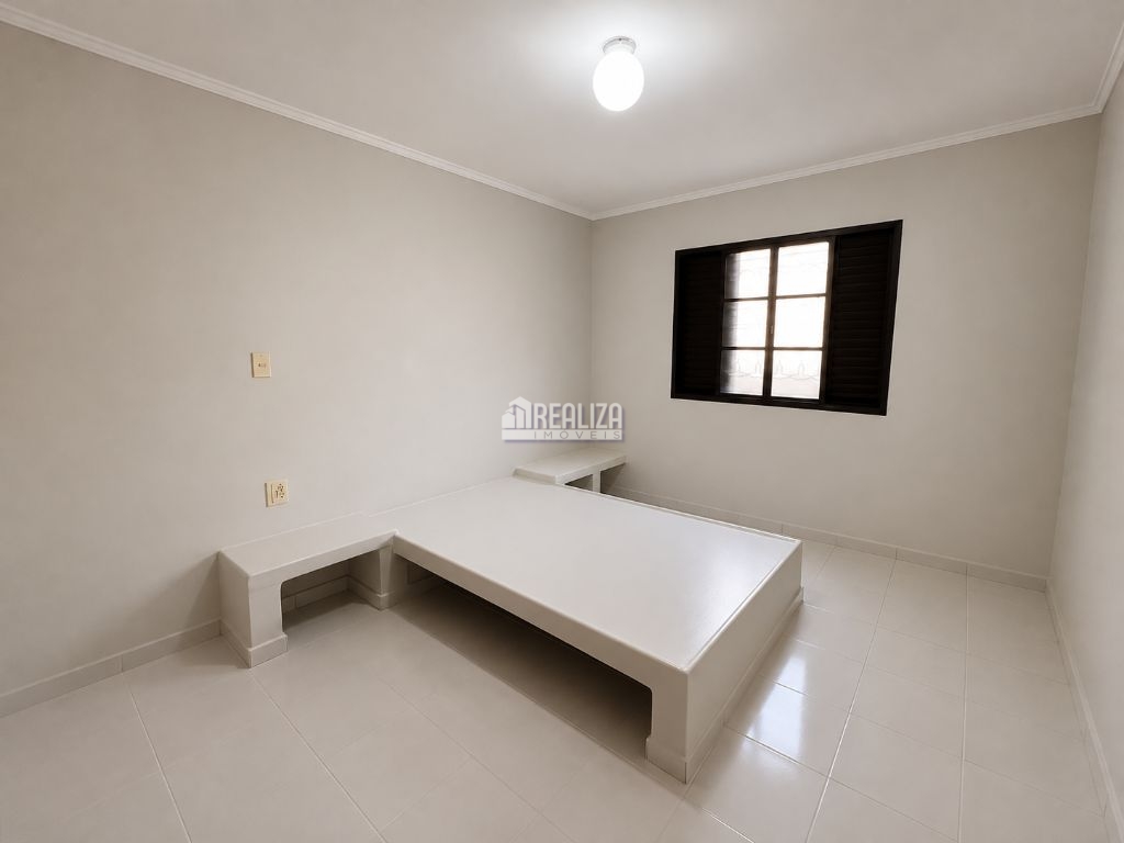Casa, 3 quartos, 270 m² - Foto 8