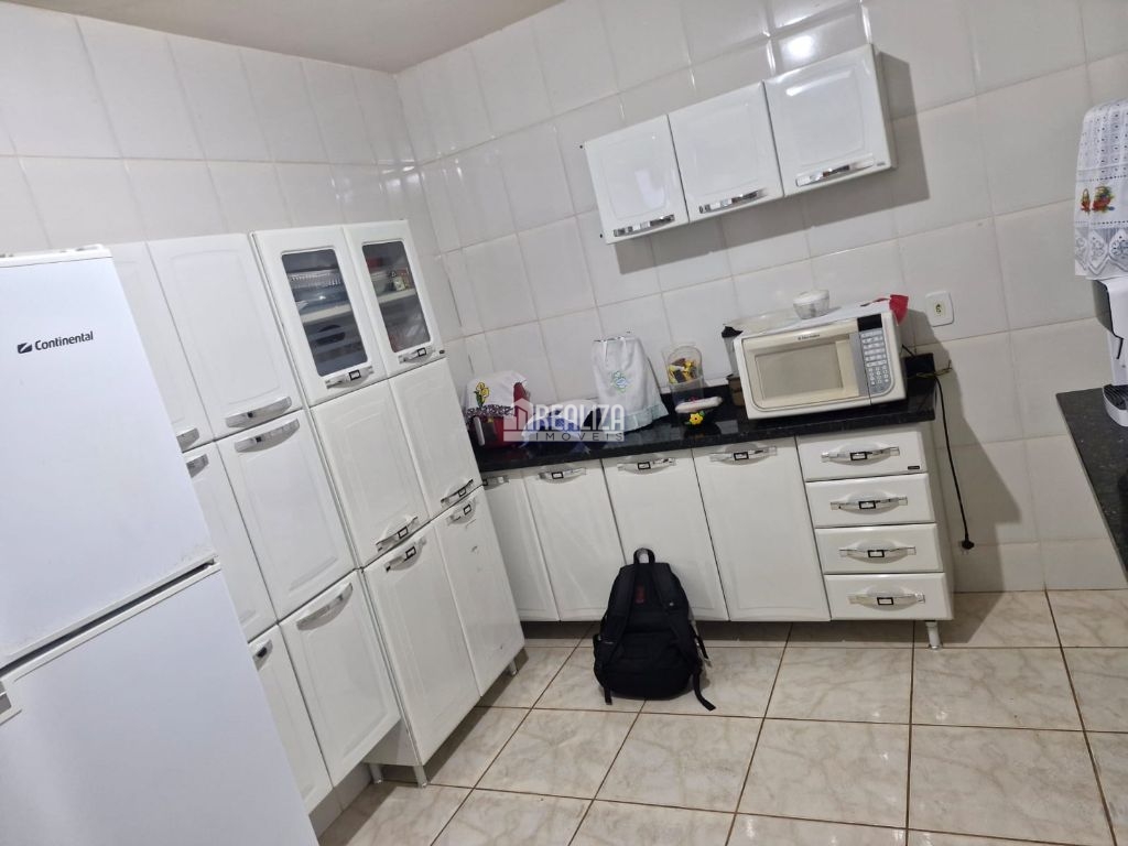 Casa, 3 quartos, 109 m² - Foto 2