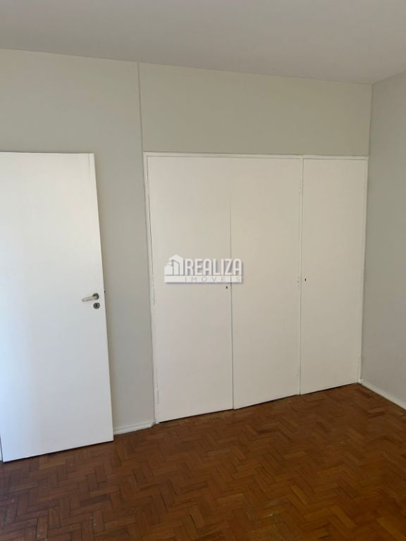 Apartamento, 3 quartos, 100 m² - Foto 2