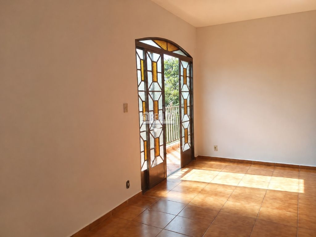 Casa, 7 quartos, 376 m² - Foto 1