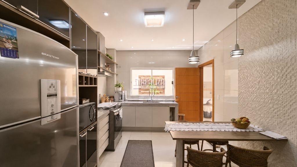 Sobrado, 4 quartos, 285 m² - Foto 4