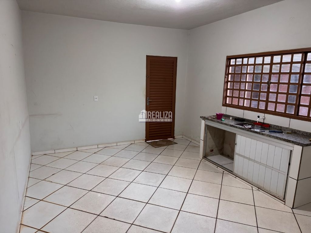 Casa, 2 quartos, 100 m² - Foto 2