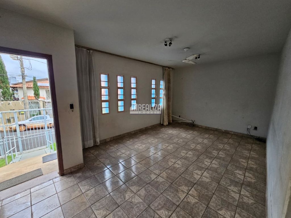 Casa, 3 quartos, 165 m² - Foto 1