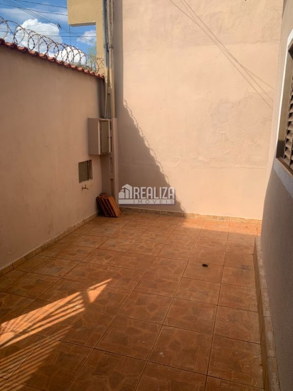 Casa, 3 quartos, 100 m² - Foto 3