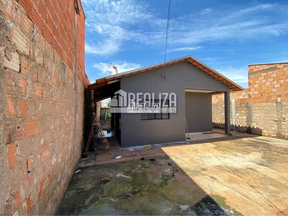 Casa, 2 quartos, 62 m² - Foto 2