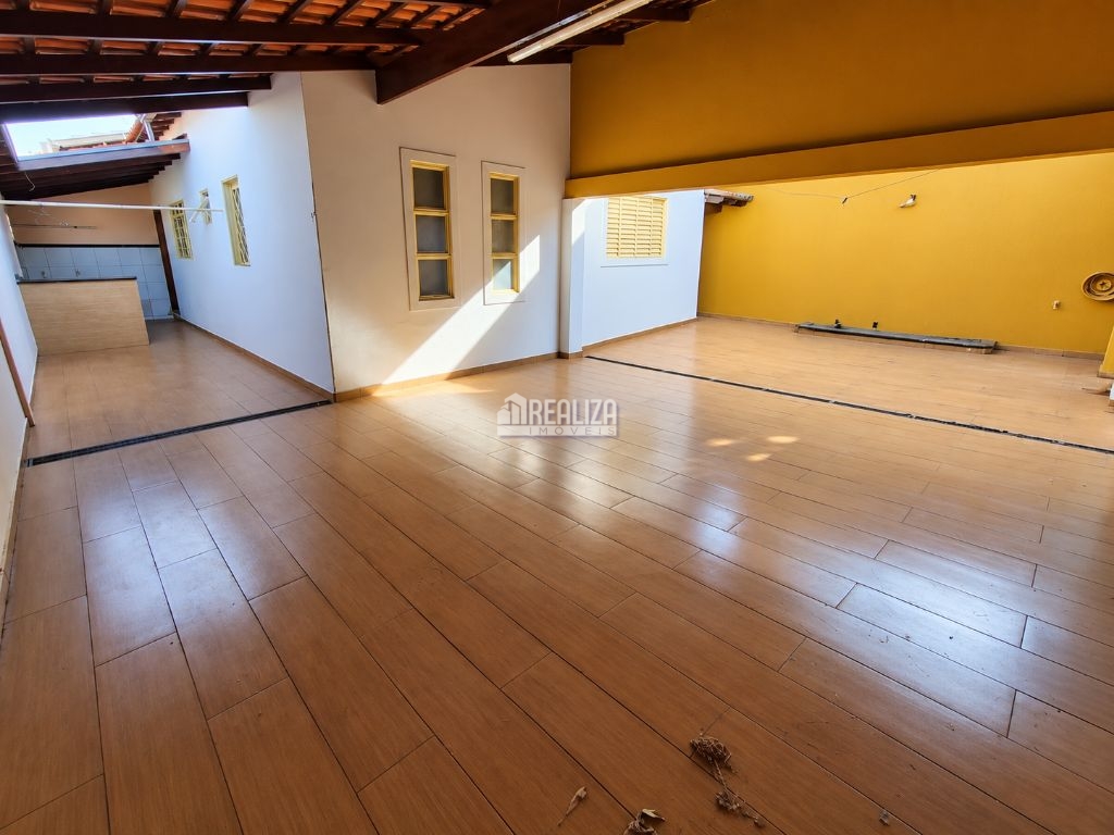 Casa, 2 quartos, 100 m² - Foto 1