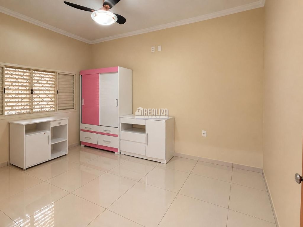 Casa, 3 quartos, 193 m² - Foto 6