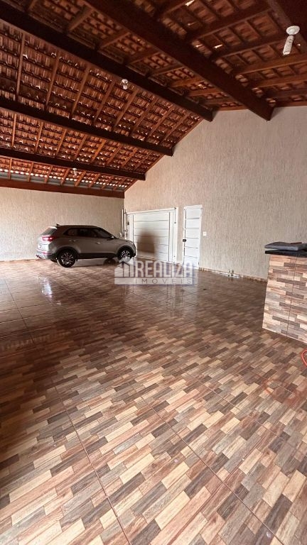 Casa, 3 quartos, 193 m² - Foto 2