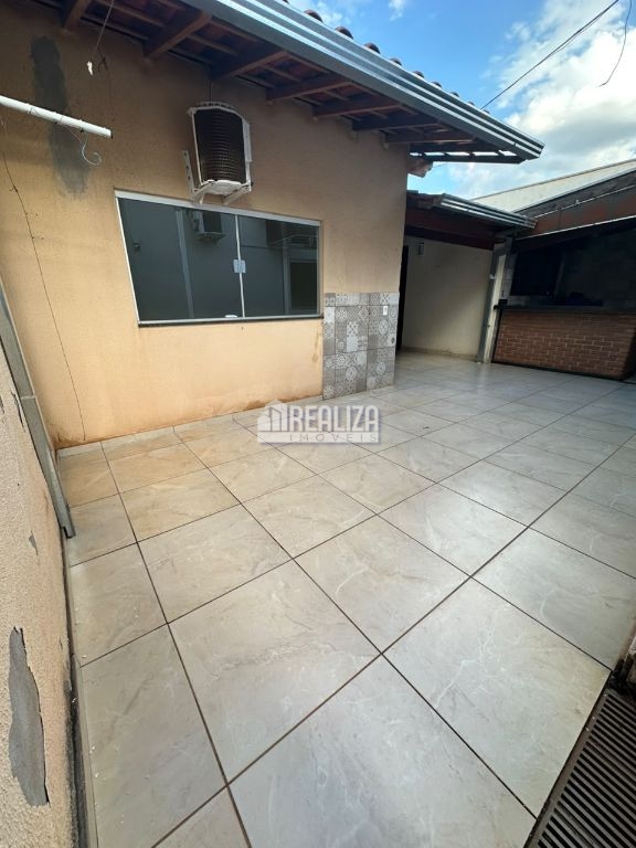 Casa, 2 quartos, 223 m² - Foto 3