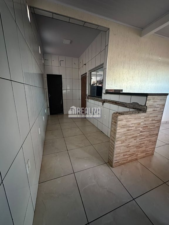 Casa, 2 quartos, 223 m² - Foto 1