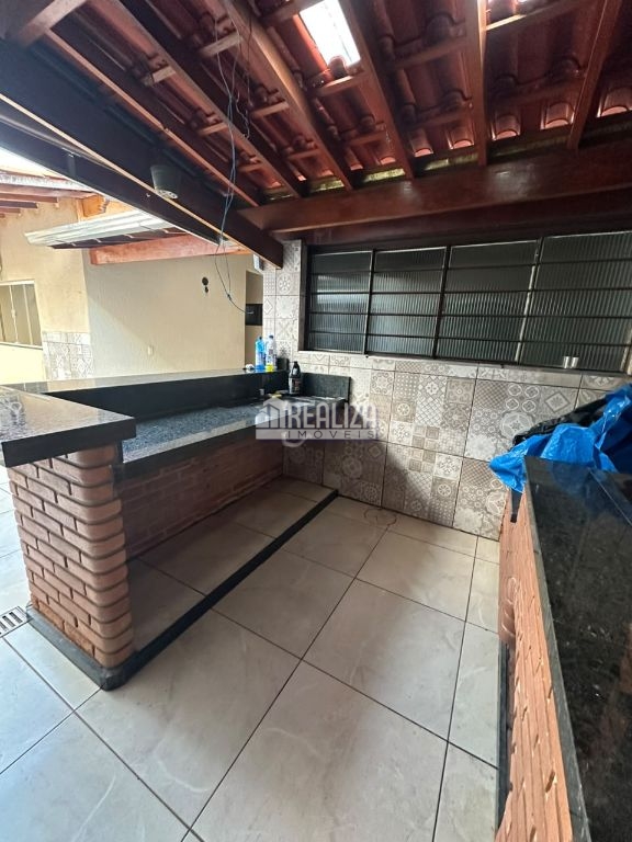 Casa, 2 quartos, 223 m² - Foto 11