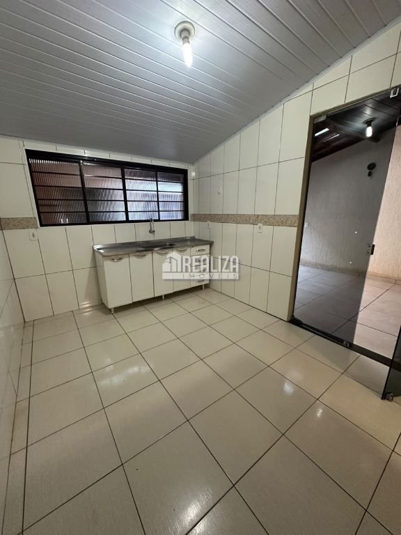 Casa, 2 quartos, 223 m² - Foto 2