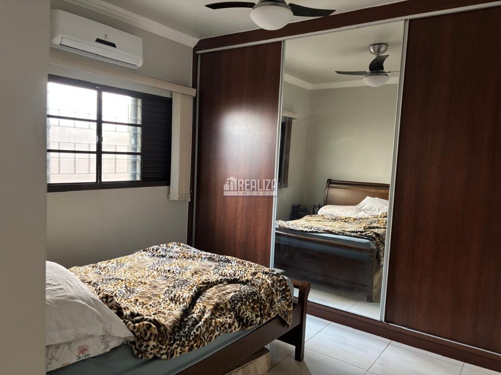 Casa, 3 quartos, 186 m² - Foto 4