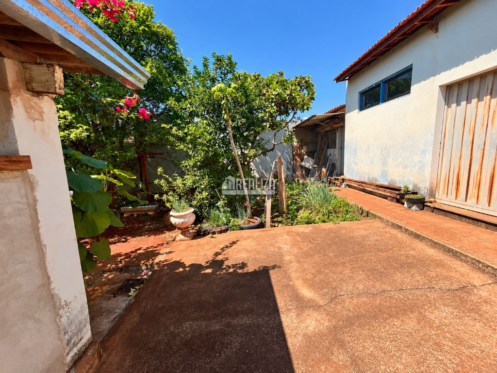 Casa, 3 quartos, 277 m² - Foto 37