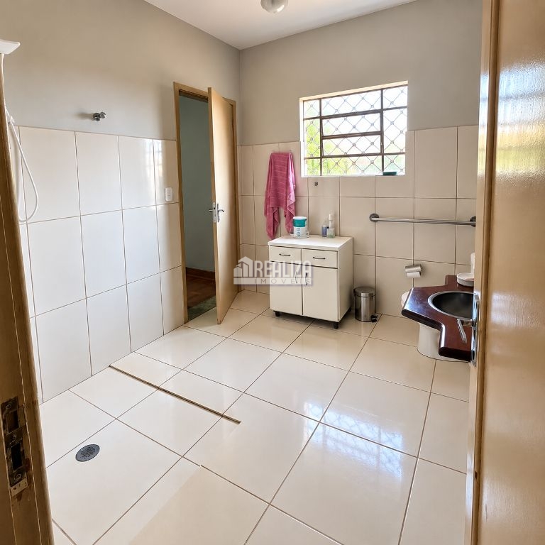 Casa, 3 quartos, 277 m² - Foto 3