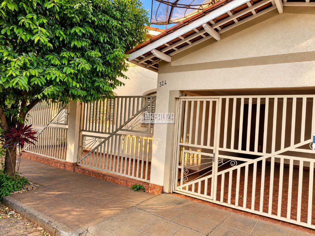 Casa, 3 quartos, 168 m² - Foto 1