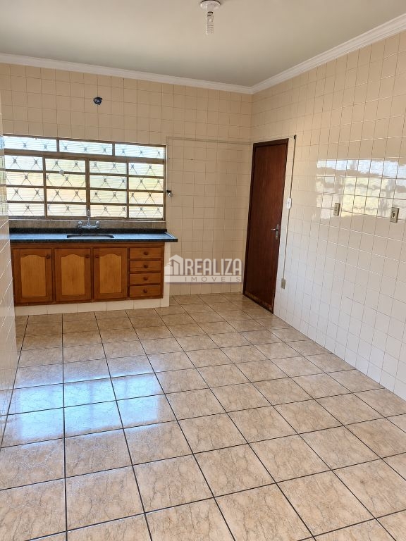Casa, 3 quartos, 168 m² - Foto 6