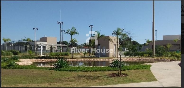 Casa de luxo com 03 suítes no condomínio florais do parque m