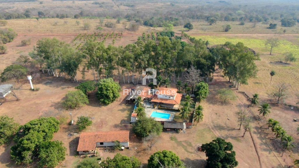 Fazenda à venda com casa sobrado , a 50 km de cuiaba localiz
