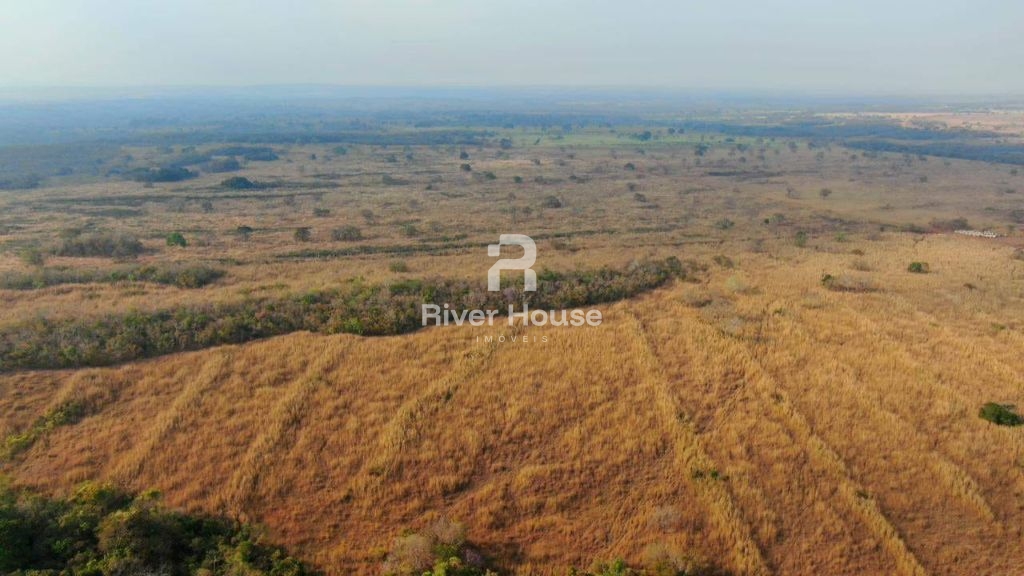 Fazenda à venda com casa sobrado , a 50 km de cuiaba localiz