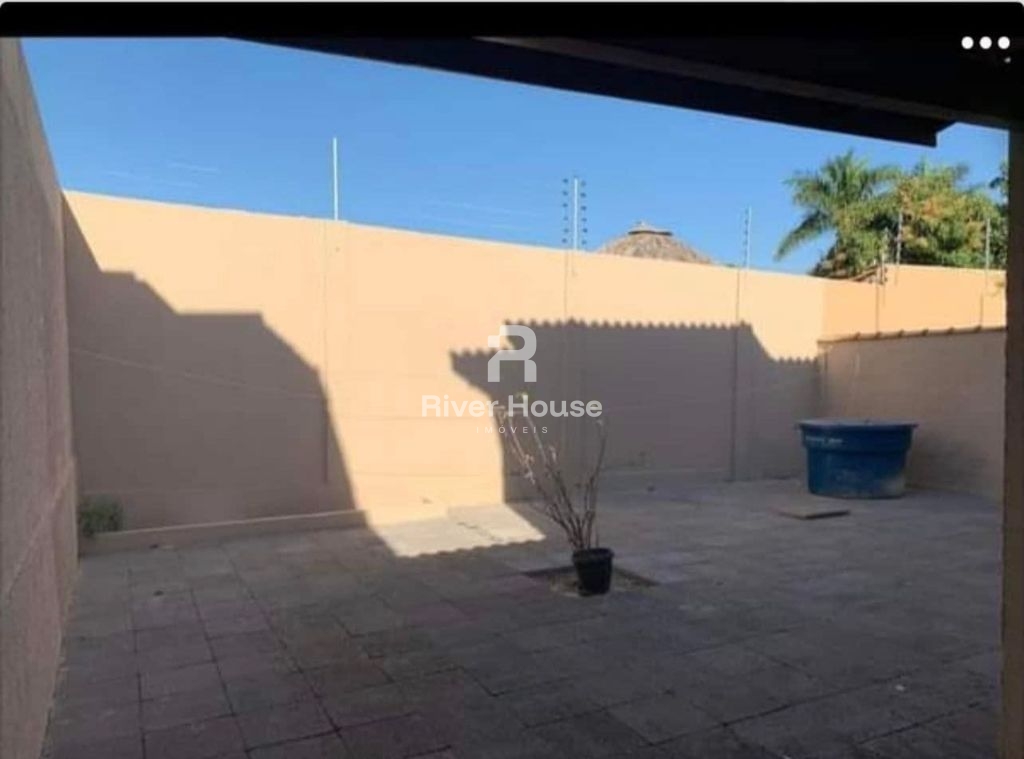 Sobrado à venda em condominio solar do moinho recanto dos pá