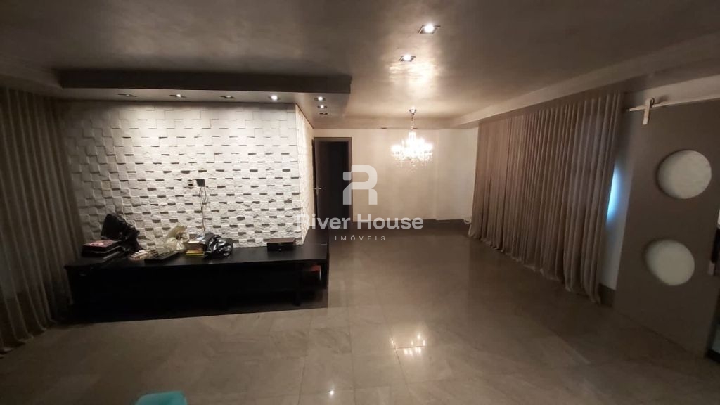 Apartamento, 3 quartos, 143 m² - Foto 1