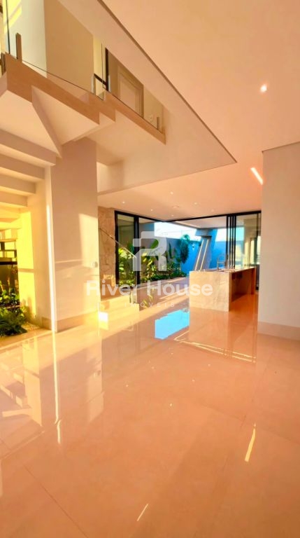 Condominio Florais Esmeralda, Casa de Alto Padrão 03 Suites sendo 02 com Closet 01 Master