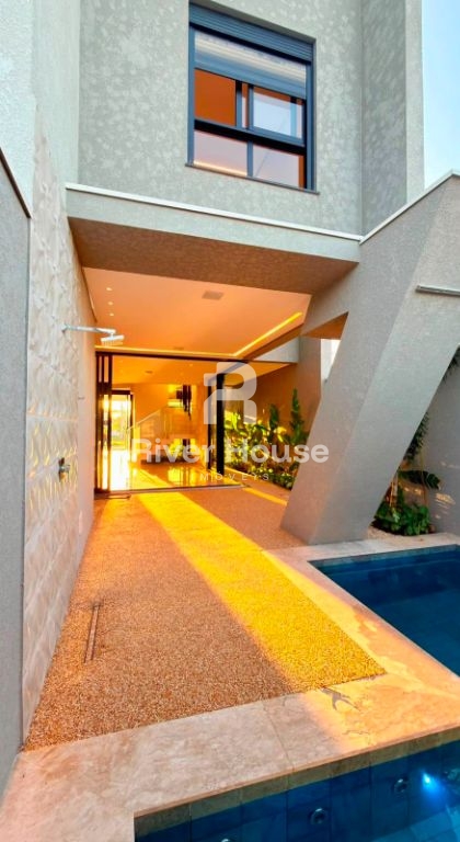 Condominio Florais Esmeralda, Casa de Alto Padrão 03 Suites sendo 02 com Closet 01 Master