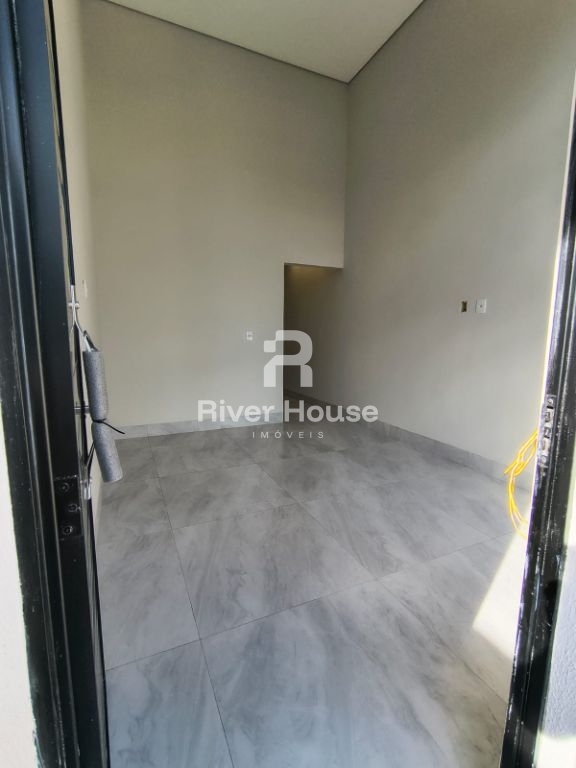 Casa padrão à venda no bairro santa cruz em cuiabá