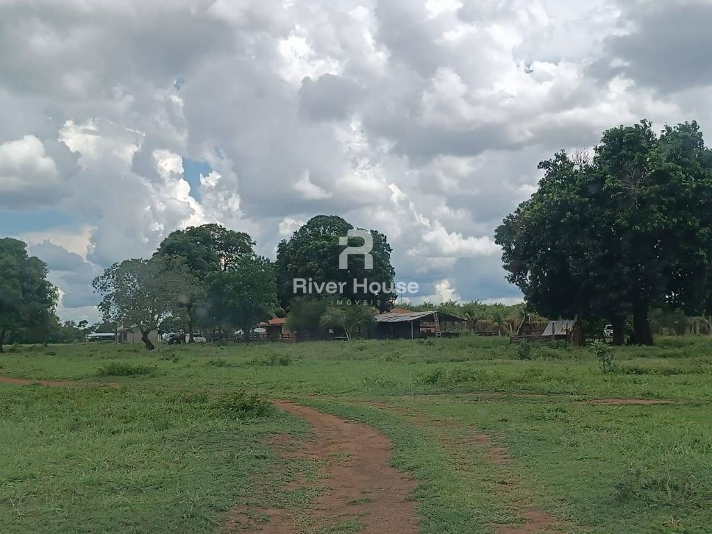 Fazenda a venda com 890 hectares dupla aptidão na região de 