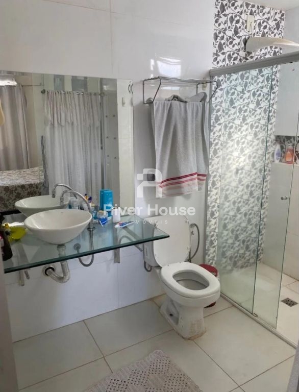 Apartamento com 3 quartos sendo 1 suíte exceente localização bairro Baú Cuiabá- Mt