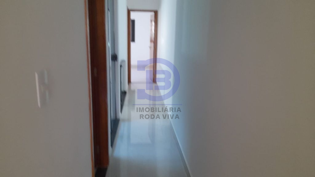 Sobrados novos próximo ao metro patriarca