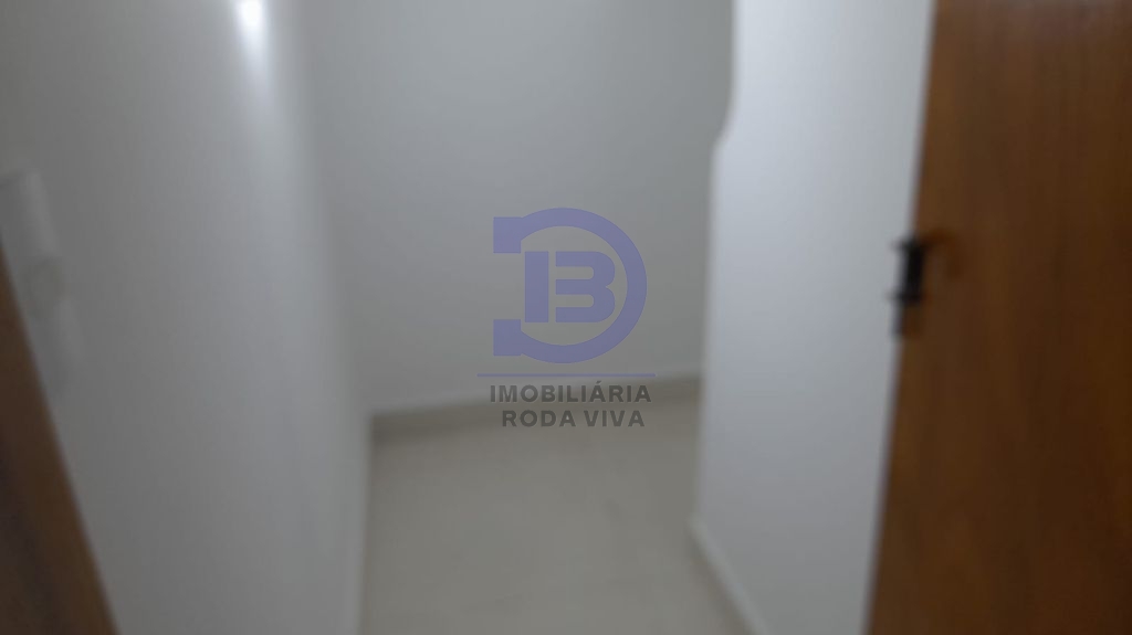 Sobrados novos próximo ao metro patriarca