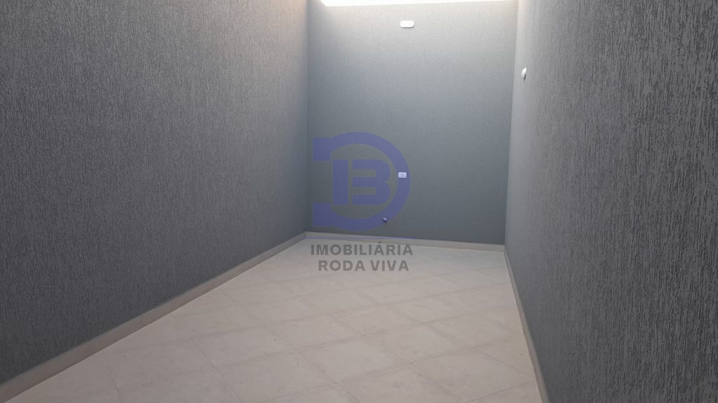 Sobrados novos próximo ao metro patriarca