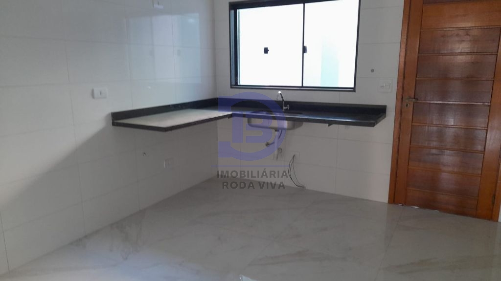 Sobrados novos próximo ao metro patriarca