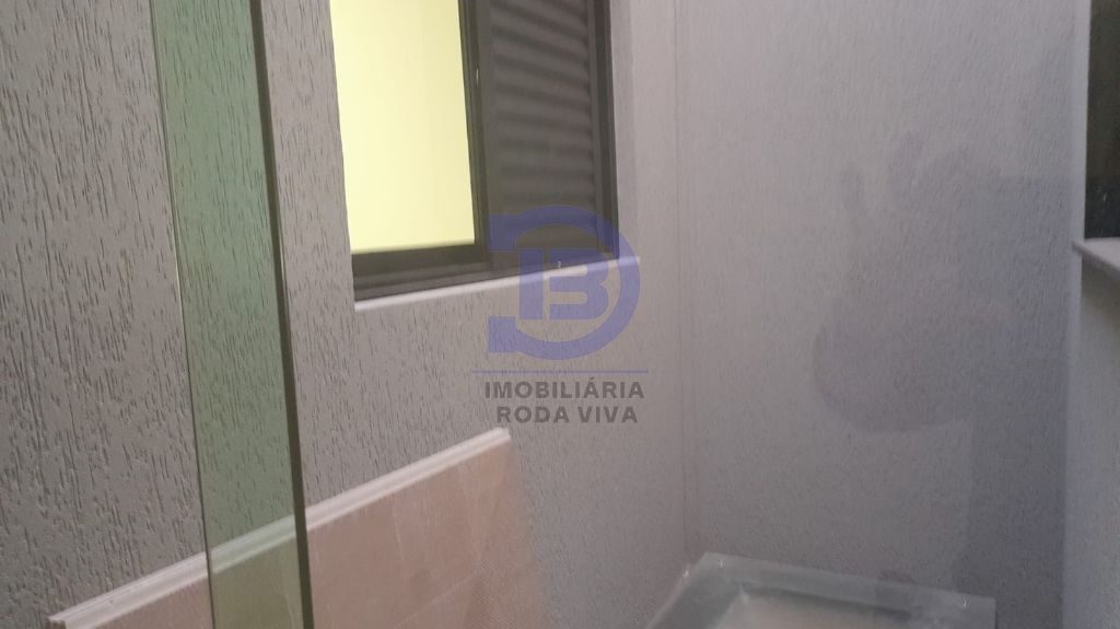 Sobrados novos próximo ao metro patriarca